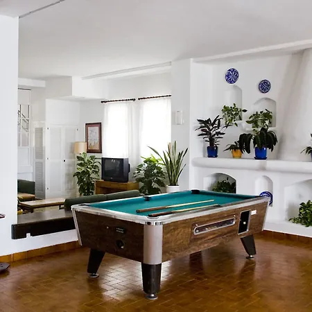 Apartmentos Globales Marina Cala en Bosch